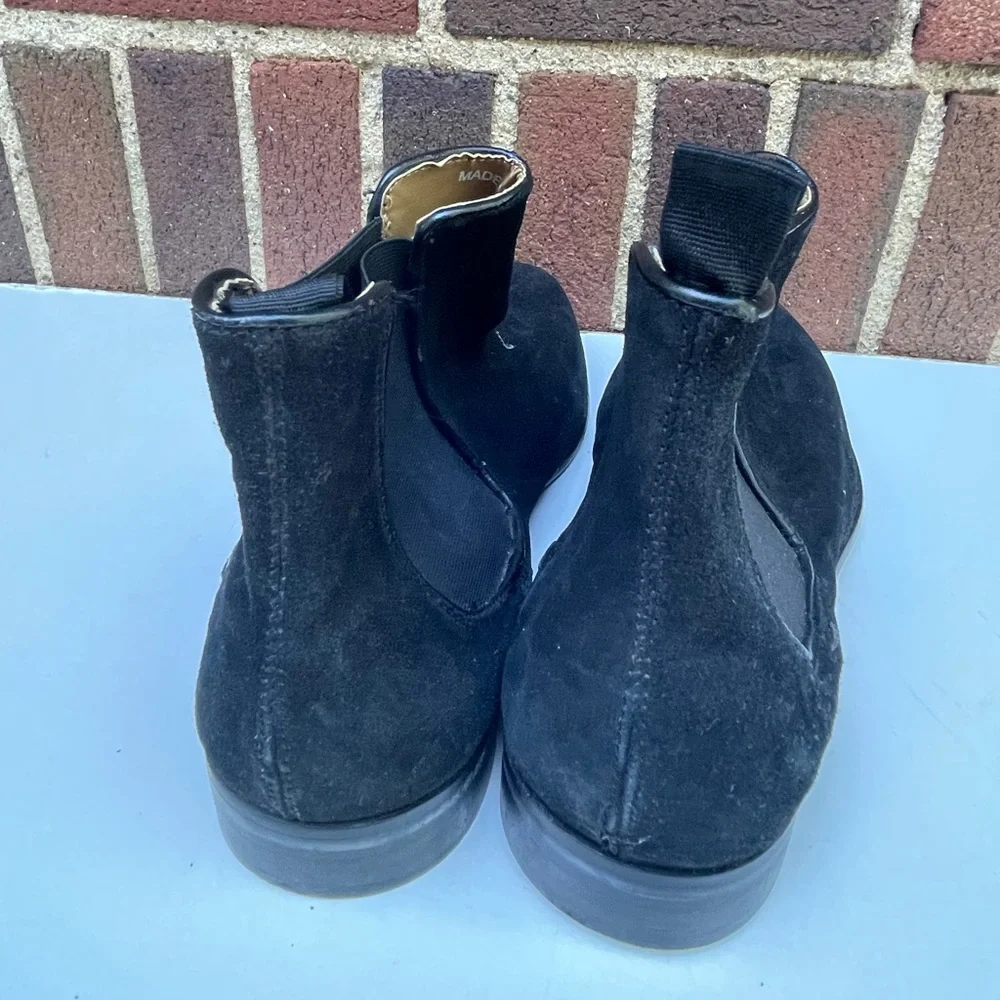 Walk London Men’s Suede Chelsea Black Boot Size 11